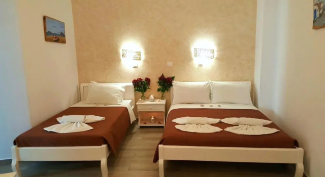 Трёхместный номер Standard с балконом Villa Pavlina