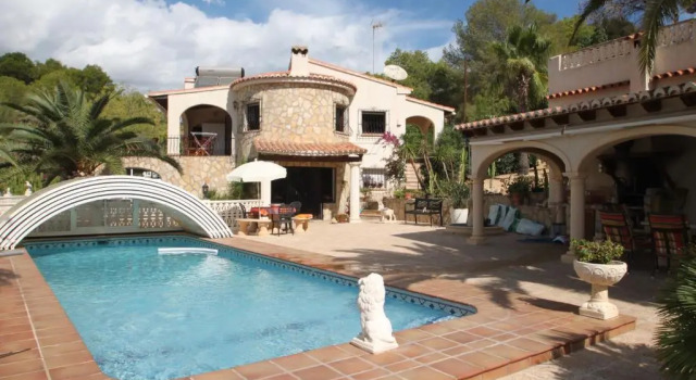 Коттедж Germania - holiday home with private swimming pool in El Portet