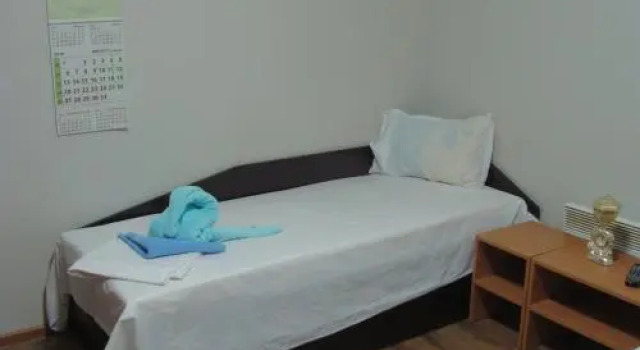 Guest House Valchanovi, Забронировать Гостевой дом Отели Ямбола с парковкой, Парковка
