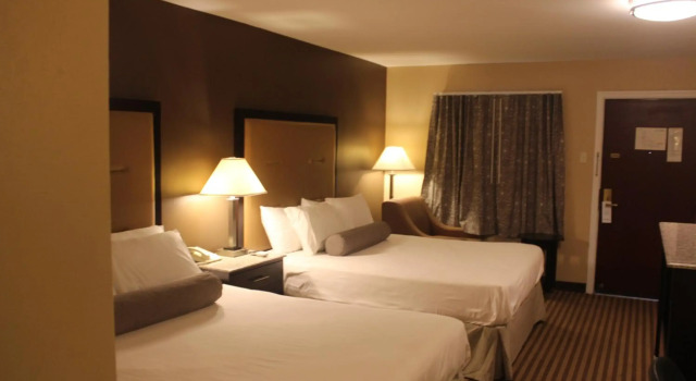 Travelodge by Wyndham Bellmawr