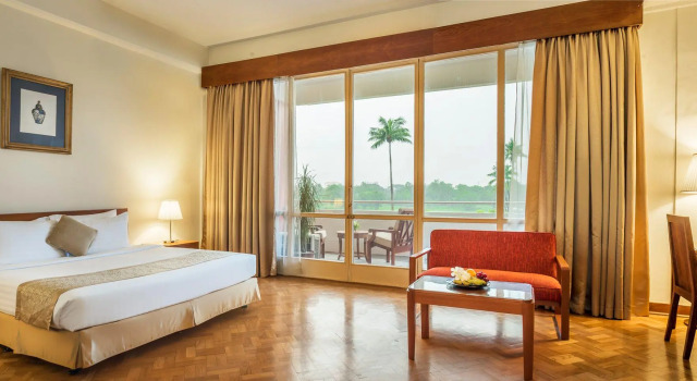 Двухместный номер Deluxe Inya Lake Hotel Yangon
