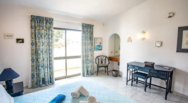 Вилла Joana Stunning Villa IS A 10 MIN Walk TO THE BEA