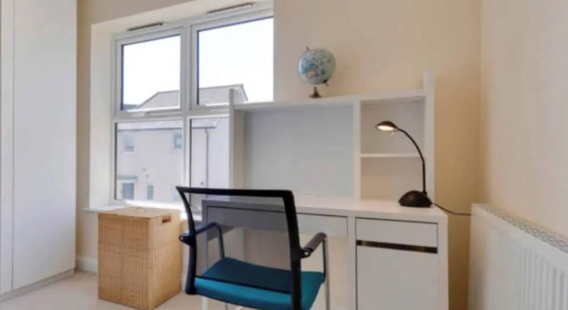 Коттедж Modern Cambridge Home Business & Holiday Stays