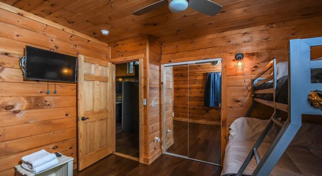 LakeStar Chalet, Buchen Sie Chalet Hotels in Maryland mit Parkplatz, Parkplätze