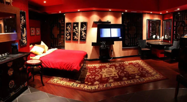 Mariaggi's Theme Suite Hotel & Spa, Book Resort Winnipeg Manitoba