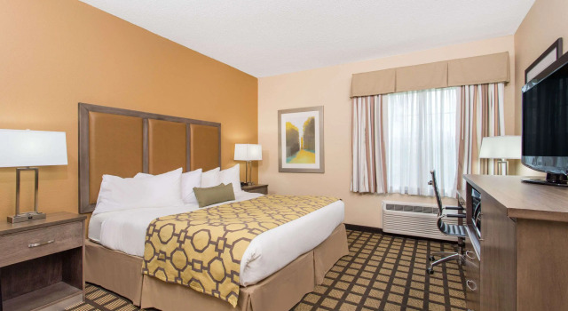 Baymont by Wyndham Plymouth, Buchen Sie Hotel Plymouth Wisconsin