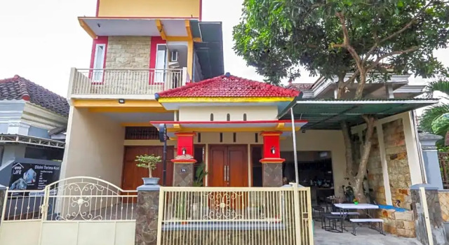 OYO Life 3064 Mahameru Kost Putra