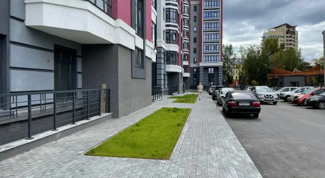 ЖивиТУТ на улице Профинтерна 28А