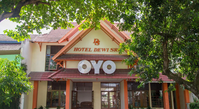 OYO 759 Hotel Dewi Sri, Rezerwuj Hotel Tanie hotele w Mantrijeron