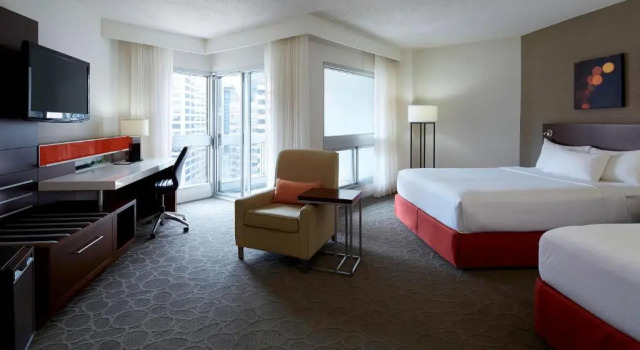 Deluxe Neljän hengen huone Delta Montréal