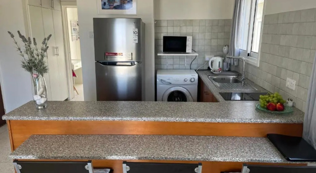 Апартаменты Цокольный этаж c 1 комнатой Themis Beach Apartments