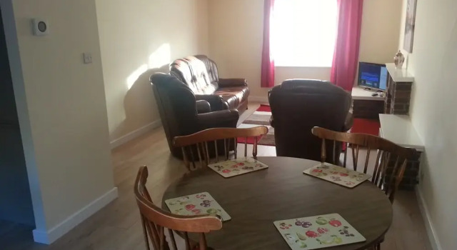 Immaculate 3-bed House in Bristol BS9, Забронировать Отель Бристоль Англия, рядом с Blaise Castle Estate Country Park