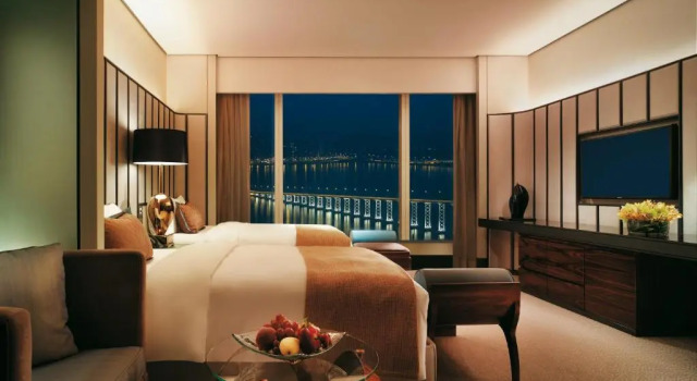 Grand Deluxe Doppel Zimmer mit Meerblick MGM Macau