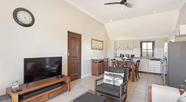 Winelands Golf Lodges 7