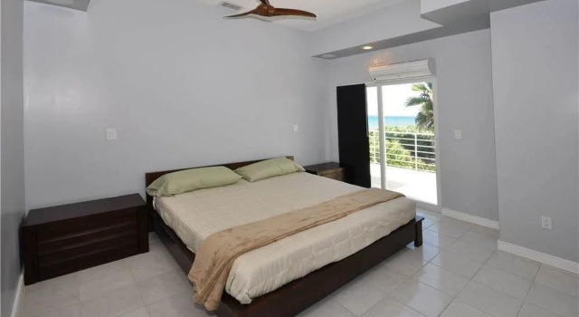 Flagler Seascape 4 Br home by RedAwning