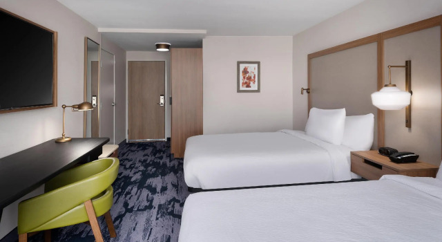 Четырёхместный номер Standard с видом на горы Fairfield Inn & Suites Boulder