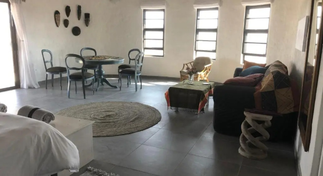 Deluxe Bungalow Daureb Isib Campsite and B&B