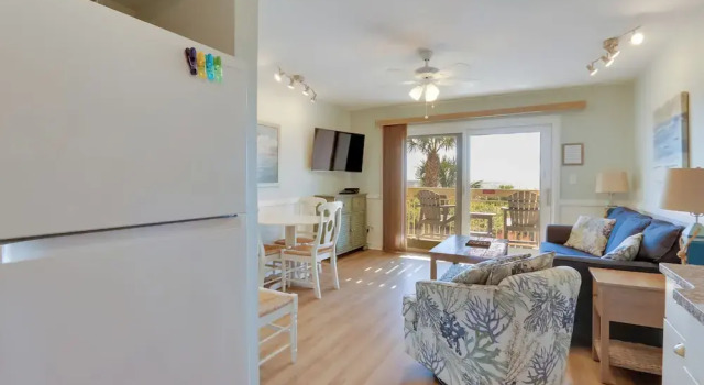 Oceanfront Breakers 137 Condo w/ Sunrise Views!, Забронировать Апартаменты/квартира Апартаменты Южной Каролины, Апартаменты/квартира