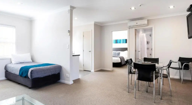 Апартаменты Superior Beach Street Motel Apartments