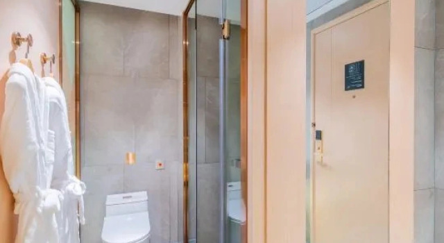 Люкс Business Chao Man Hotel (Zhaoqing Seven Star Crags Scenic Area Agile Plaza Branch)