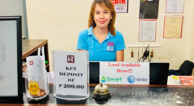 Hometown Hotel Bacolod - Lacson