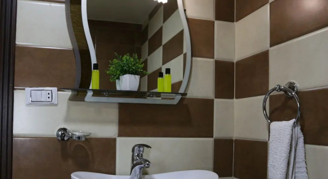 Номер Deluxe Hotel and Restaurant Shallalat Anjar
