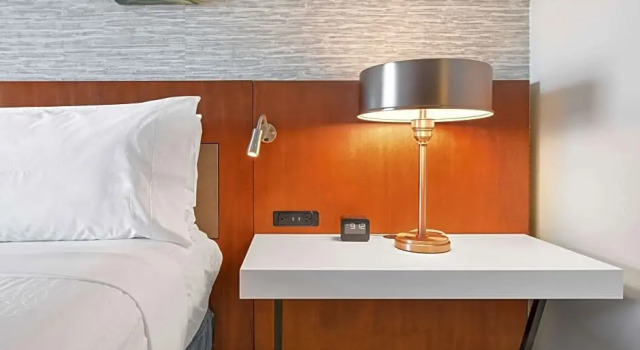 Номер Deluxe с видом на канал Hilton Garden Inn Fremont Milpitas