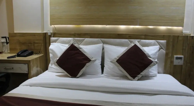 Hotel Milona, Забронировать Отель Отели Нави-Мумбай с парковкой, Парковка