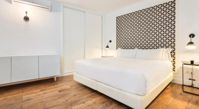 Апартаменты Standard B&B HOTEL Apartamentos Madrid Centro Fuencarral 46