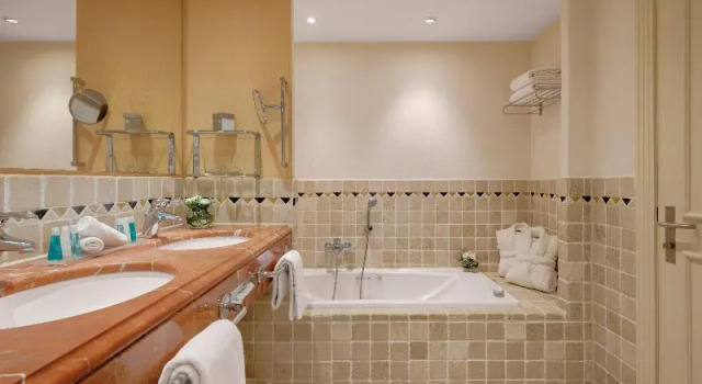 Одноместный номер Superior с балконом и с видом на бассейн Steigenberger Hotel and Resort Camp de Mar
