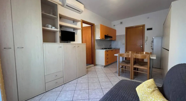 Seaside Studio for 4 People in Bibione - Beahost, Prenota Appartamento Hotel a Veneto con parcheggio, Parcheggio