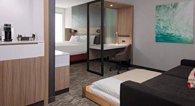 Люкс SpringHill Suites by Marriott Kansas City Plaza