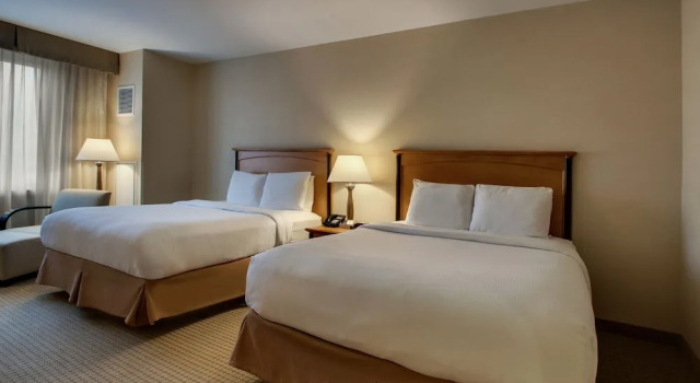 Четырёхместный номер Deluxe с видом на город Hollywood Casino Bangor