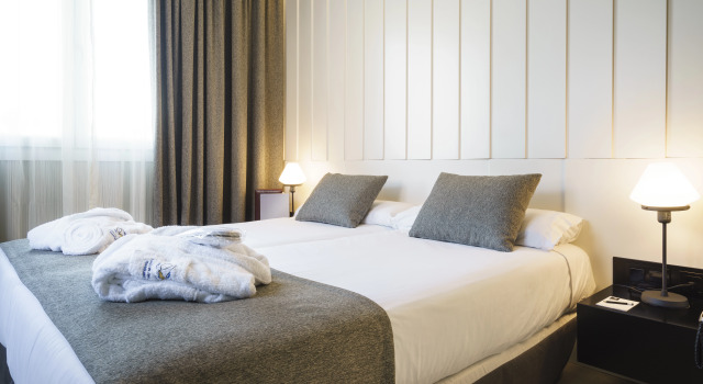 Costa del Sol Torremolinos Hotel, Забронировать Отель Отели Торремолинос с парковкой, рядом с Культурный центр им. Пабло Руиса Пикассо, Парковка