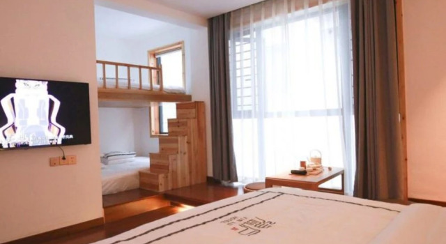 Номер Standard Yinlu Bedroom Fenghuang Hongqiao Shop