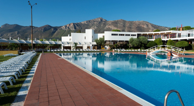 Hotel & Villaggio Torre Normanna