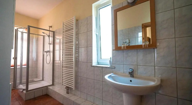 Люкс Standard FewoZauber "Pension am Dom", Historische Apartments, Superzentral, 7min zum Schloss