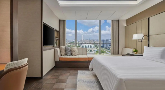 Двухместный люкс Deluxe с видом на реку Shangri-La Qiantan, Shanghai