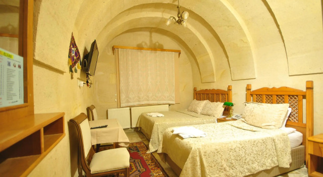 Трёхместный номер Superior Hotel Elvan