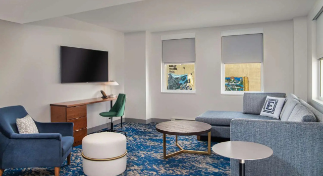 Двухместный люкс c 1 комнатой Hotel Elkhart, Tapestry Collection By Hilton