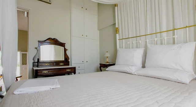Люкс с 2 комнатами Emilia Luxury Apartments