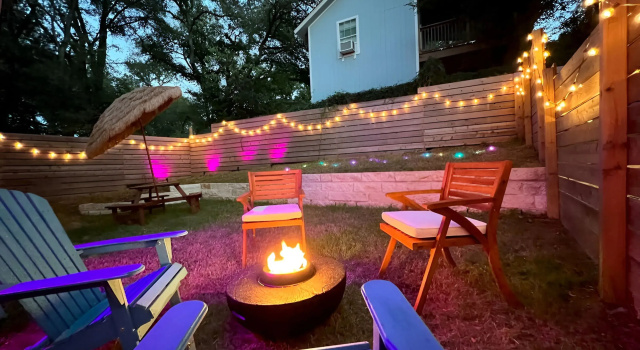 Insta-worthy Funky Palace in East Austin, Забронировать Отель Остин Greater Austin