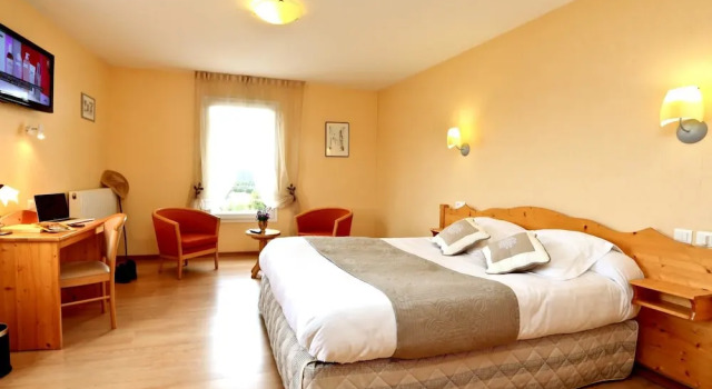 Hôtel le Provence, Varaa Hotelli Lanarce 