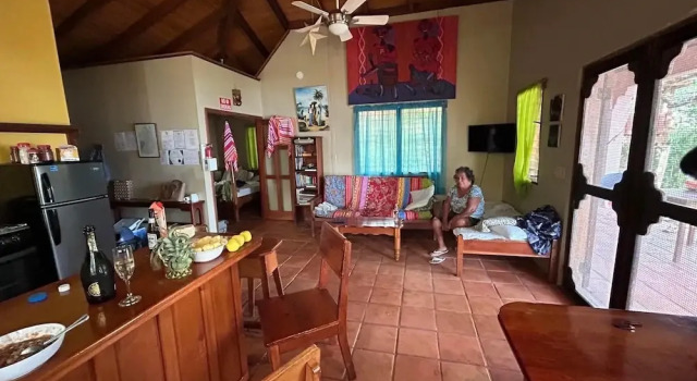 Finca Beach House, Varaa Hotelli SPA-hotellit kohteessa Stann Creek, SPA