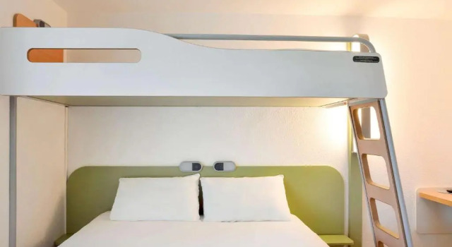 Трёхместный номер Standard Ibis budget Saint-Étienne stade