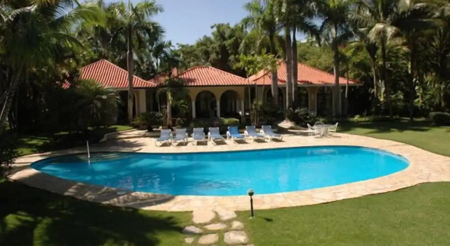 Domincan Republic Paradise Budgetsix Bedrooms Just Steps Away From The Ocean