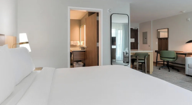 Люкс c 1 комнатой Staybridge Suites Pigeon Forge Smoky Mtns by IHG