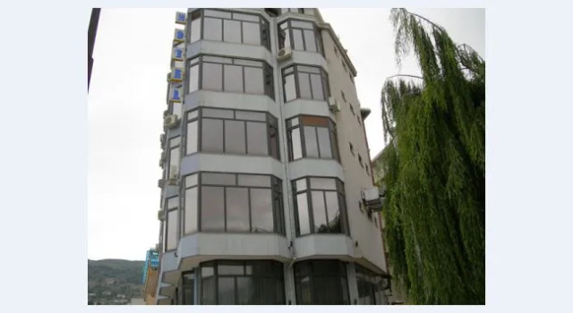 Hotel The First, Забронировать Отель Отели Гирокастры с завтраком, Завтраки