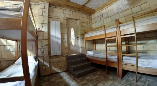 Bett im Wohnheim Retro Hostel & Tours
