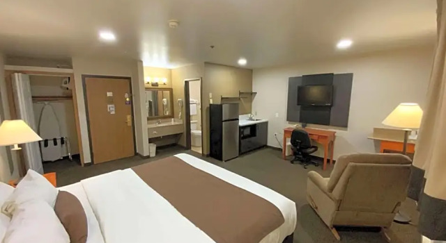 Номер Standard Studio 6 - Minot, ND